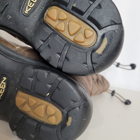 Keen Women's Winthrop II Waterproof Dry Leather Boots - Size 9.5 - Picture 16 of 16